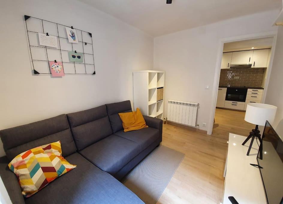 Acogedor Piso En El Centro De Sabinanigo Apartment Екстериор снимка