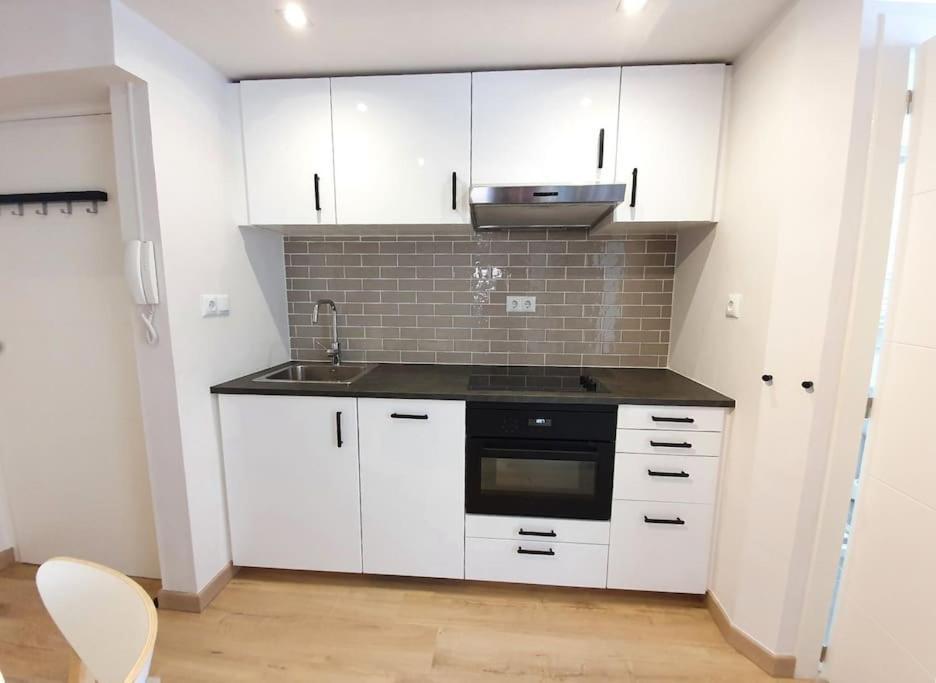 Acogedor Piso En El Centro De Sabinanigo Apartment Екстериор снимка